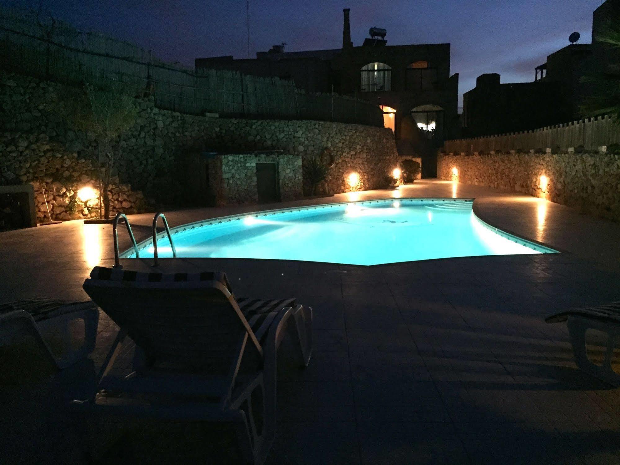 Ellie Boo Bed & Breakfast Victoria Zewnętrze zdjęcie
